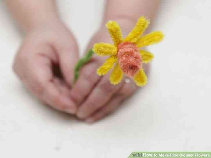 Image intitulée Faire la Pipe Cleaner Fleurs Étape 17